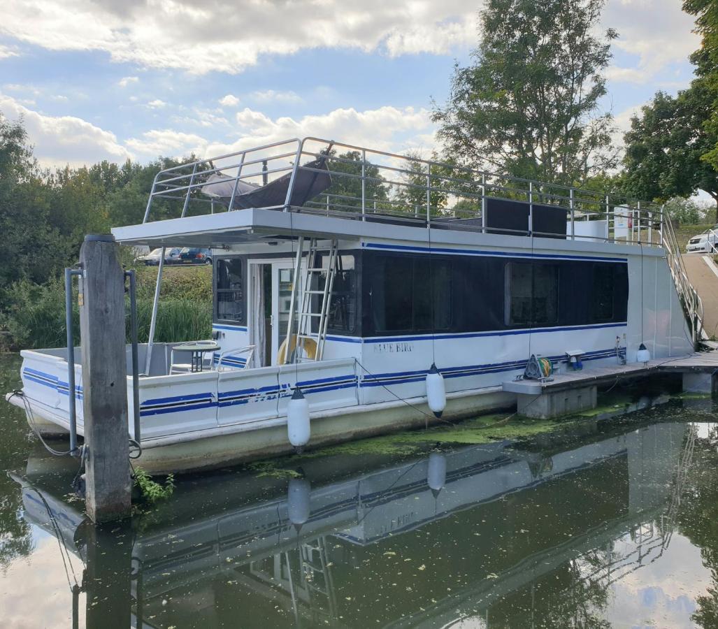 Bluebird House-Boat East Molesey Exterior photo